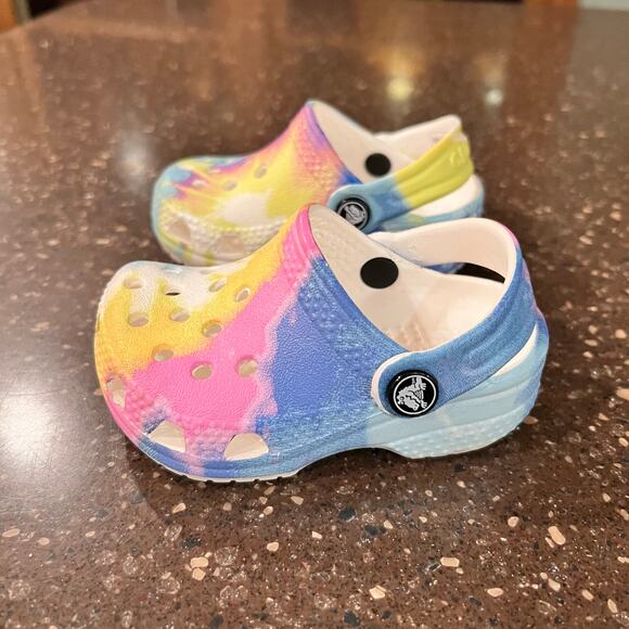 Crocs Childrens Youth Size c2/3 Classic Rainbow Tye Dye Clogs unisex toddler - Picture 1 of 7